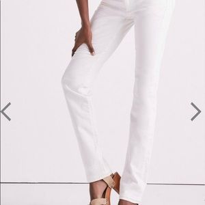 Lucky Brand ‘Sweet N Straight’ white jeans 27/4